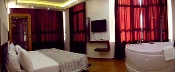 Bouery Hotel Kfar Yassine Exterior photo
